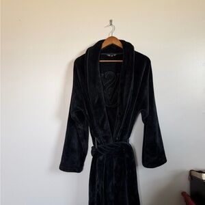 Victoria's Secret Plush Black Robe
